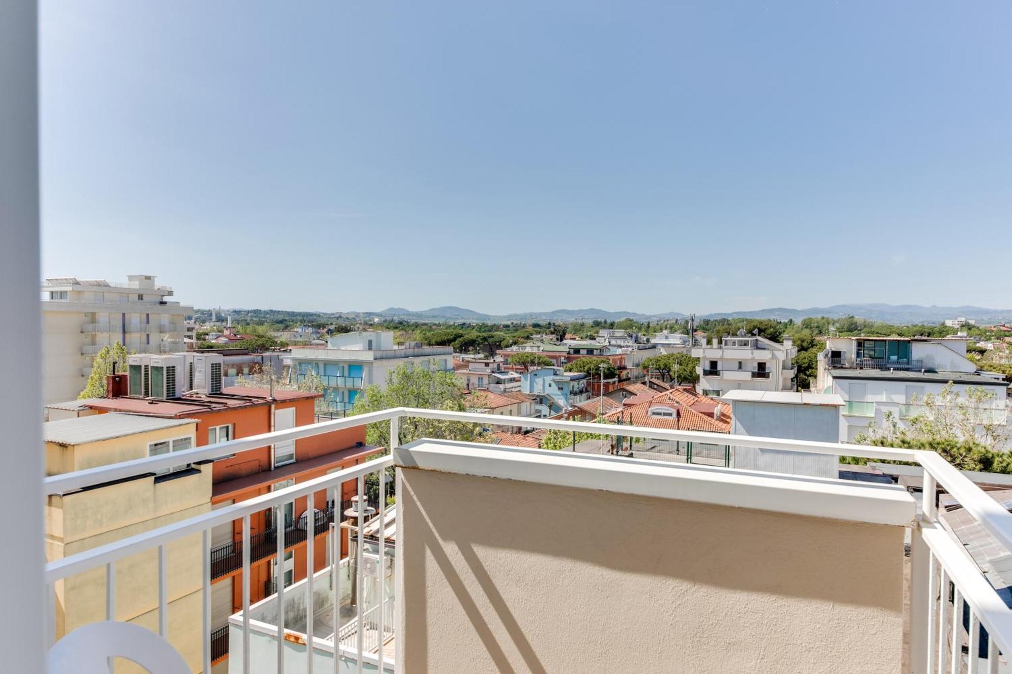 Marittimo Riccione Hotel Exterior photo